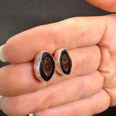 9 Tabasco Agate Geode Stud Silver Earrings