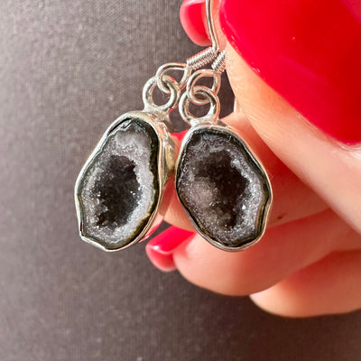 Rosa Tabasco Agate Geode Silver Drop Earrings