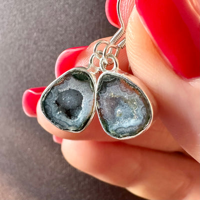 Bolas De Cristal Tabasco Agate Geode Silver Drop Earrings