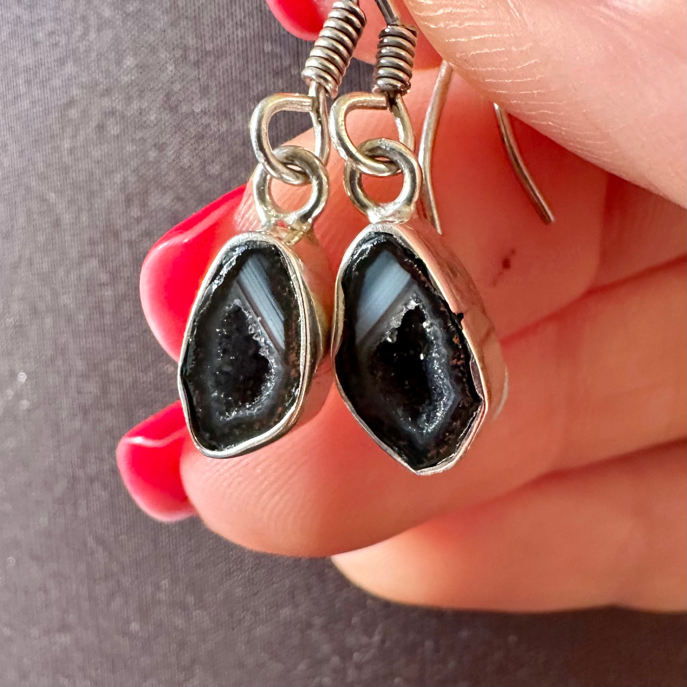 Dark Volcán Tabasco Agate Geode Silver Drop Earrings