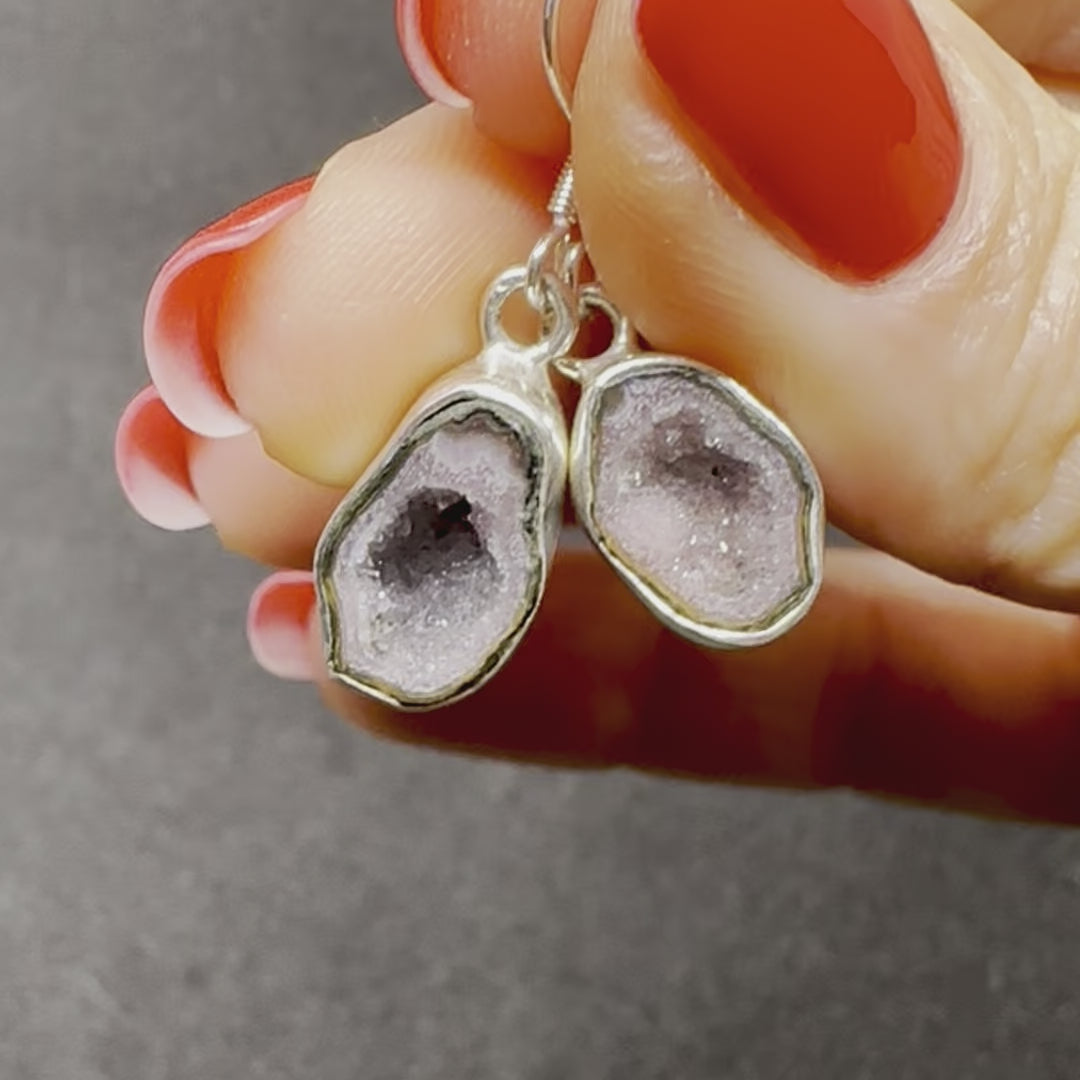 Rosa Tabasco Agate Geode Silver Drop Earrings